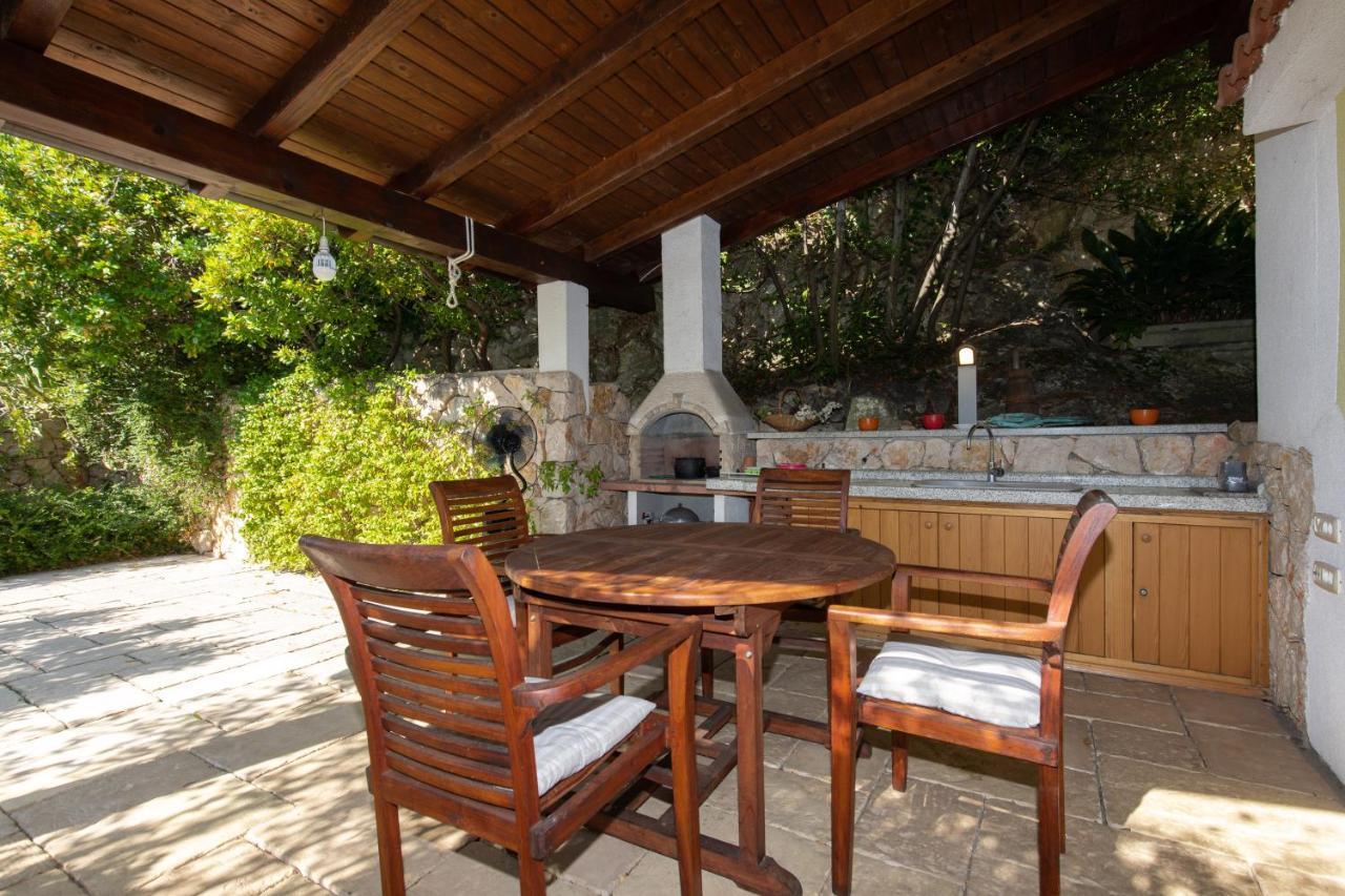 Apartment Portapisana Just 50M From The Beach Krk Town Kültér fotó