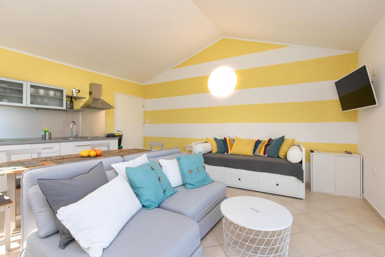 Apartment Portapisana Just 50M From The Beach Krk Town Kültér fotó