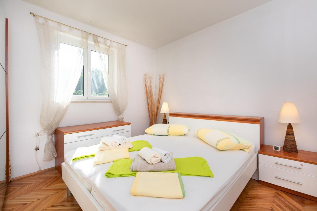 Apartment Portapisana Just 50M From The Beach Krk Town Kültér fotó